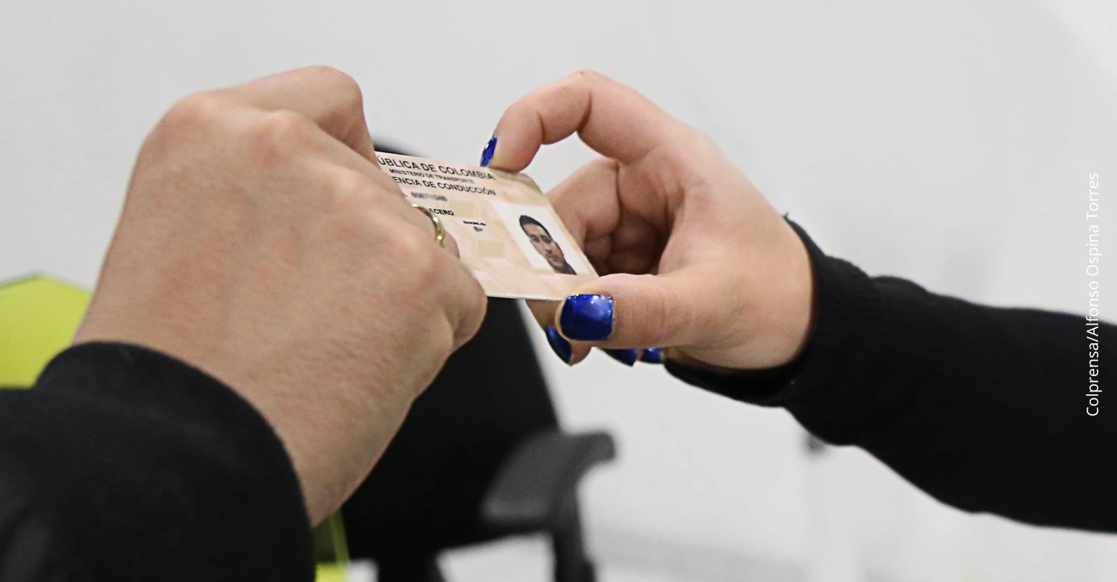 Licencia de conducción en Colombia: MinTransporte exigirá examen teórico obligatorio para obtener esta