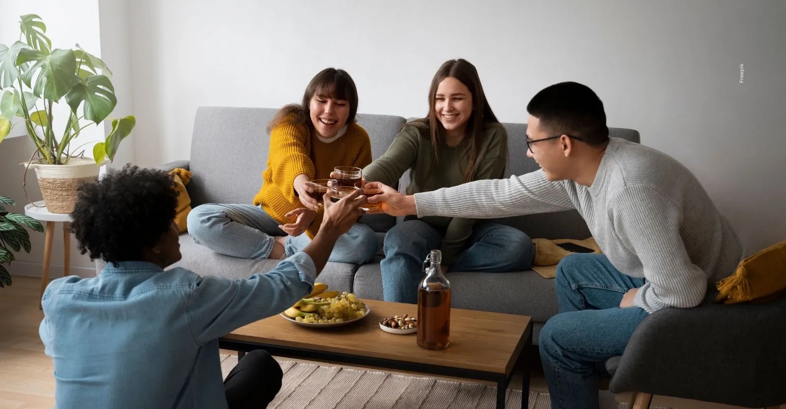 ¿Se puede tomar alcohol en casa durante la ley seca? Esto es lo que dice la norma