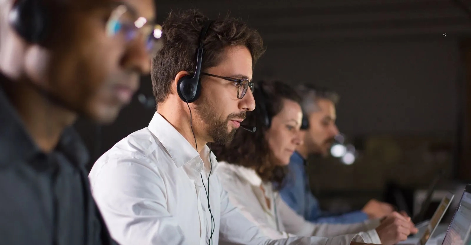 Trabajo en call center en Bogotá: así puedes postularte a 60 vacantes virtuales.