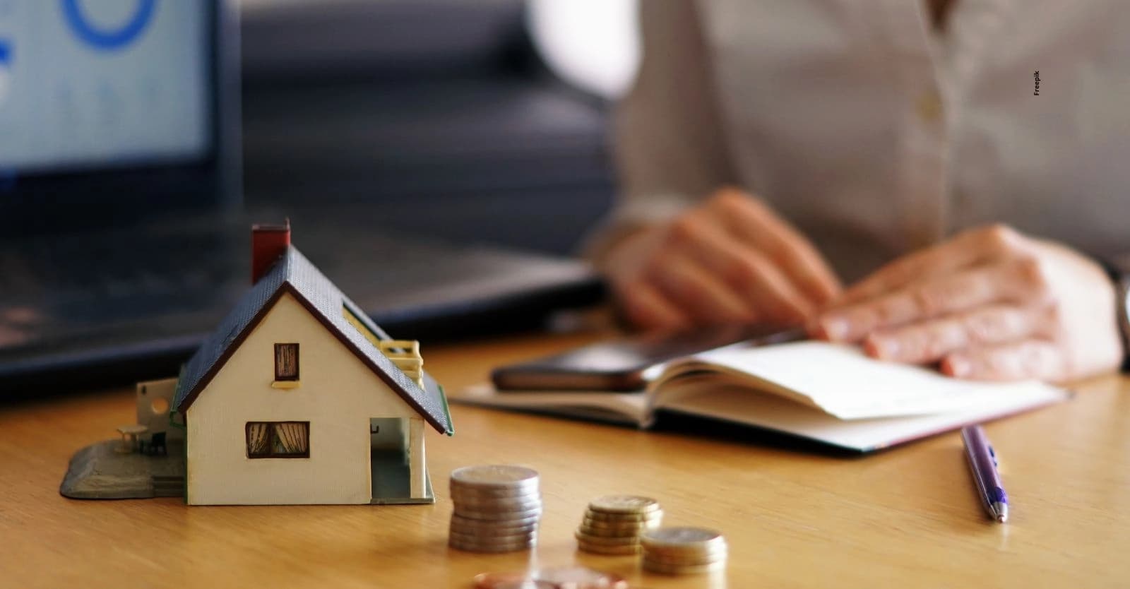 ¿Se congelan los precios de la vivienda subsidiada? Esto propone el Gobierno para 2026.