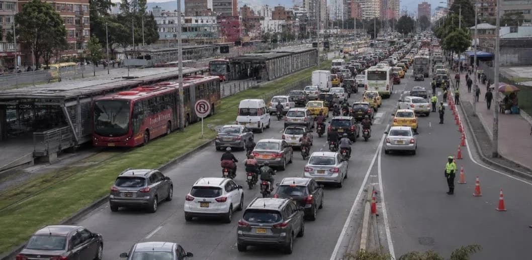 Movilidad en Bogotá hoy 14 de junio por Día del Padre: cierres viales, manifestaciones y tráfico en el puente festivo