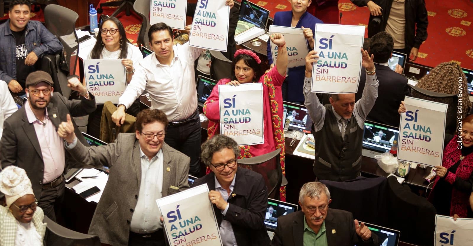 ¿Cuáles son las EPS que el Gobierno notificó para su posible liquidación en Colombia?
