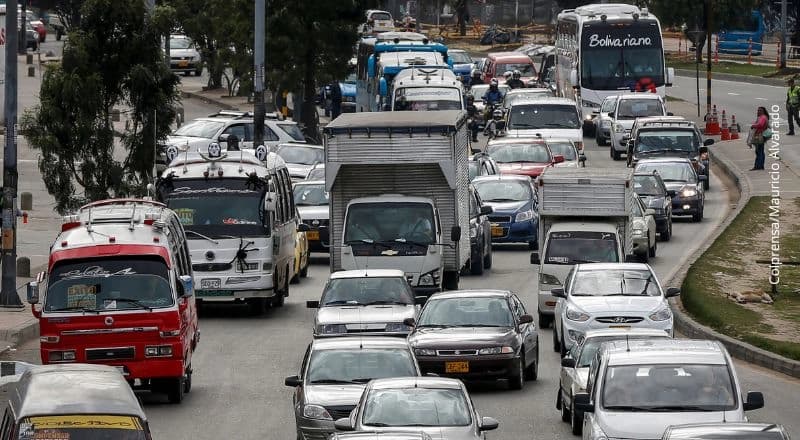 Colapsa la Autopista Sur en Bogotá tras puente festivo: ¿qué pasó y qué rutas tomar?