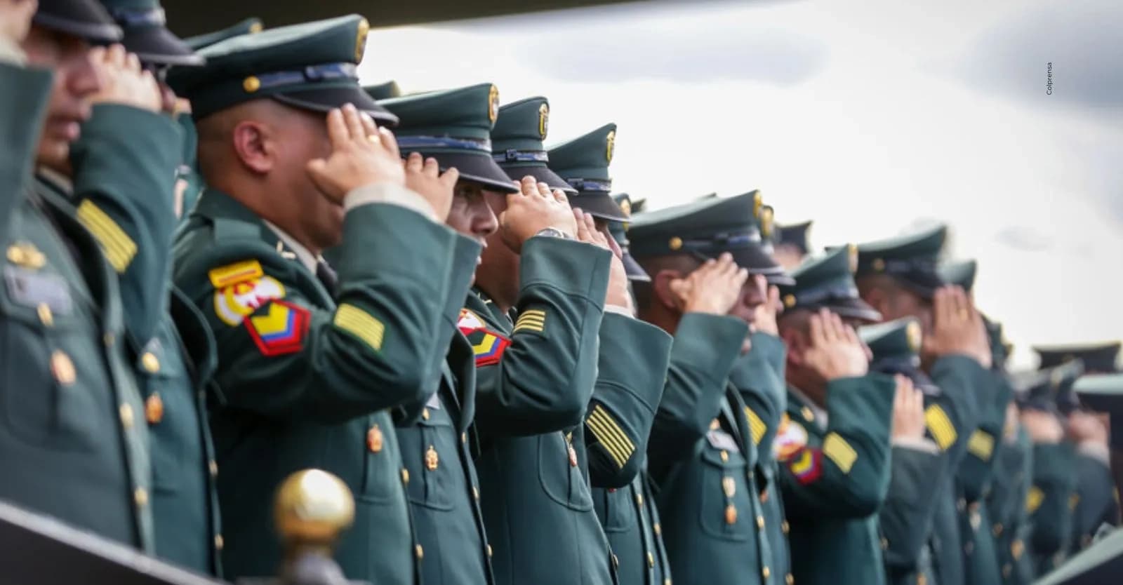 ¿Cuáles son los beneficios por incorporarse como suboficial del Ejército Nacional en Colombia?