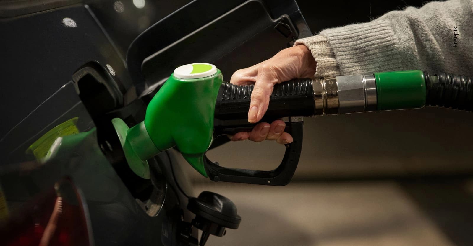 ¿En qué ciudades bajó la gasolina tras la rebaja del Gobierno?