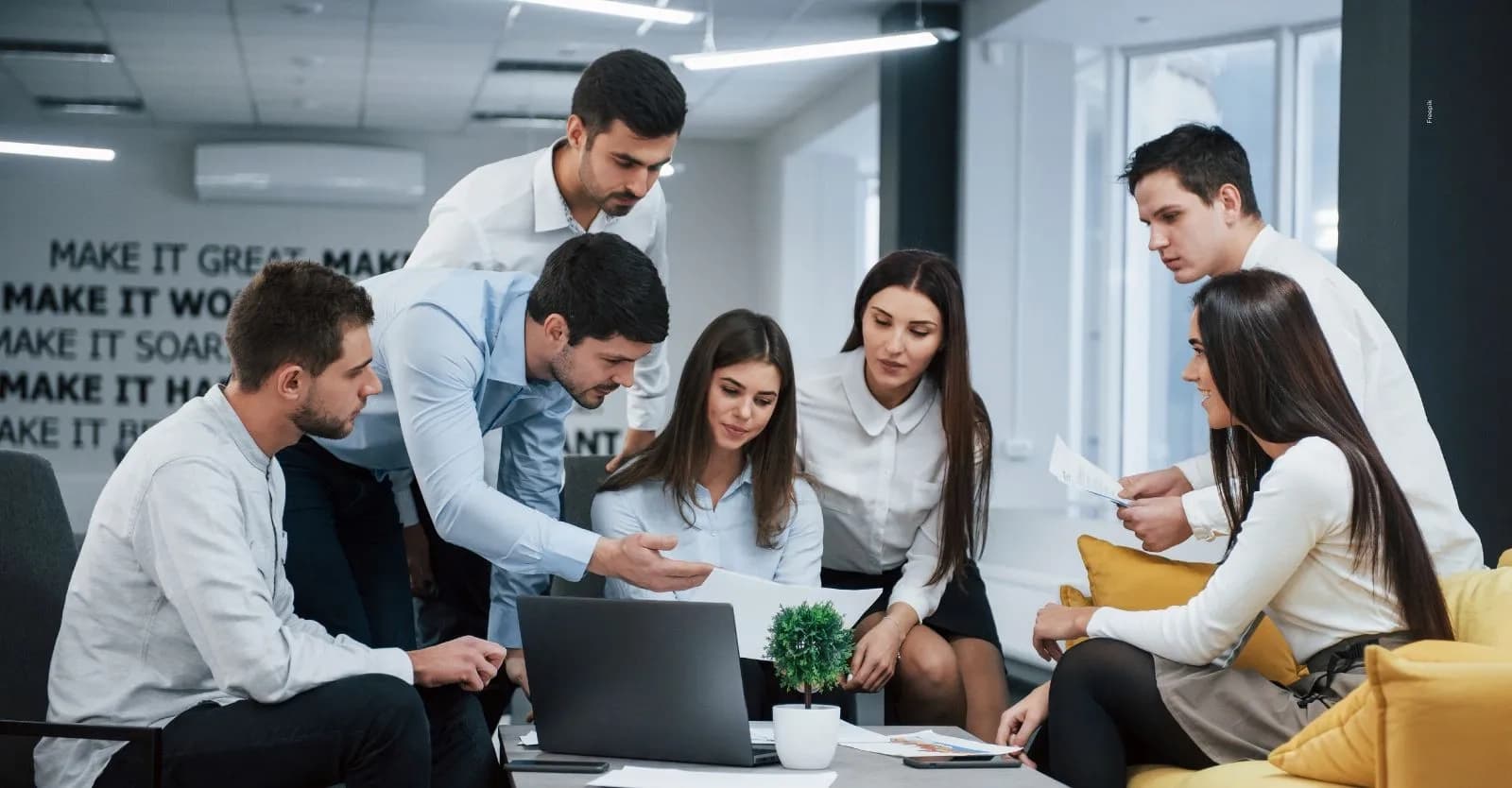 Reducción de jornada laboral en Colombia: los empleados que no recibirán el beneficio.