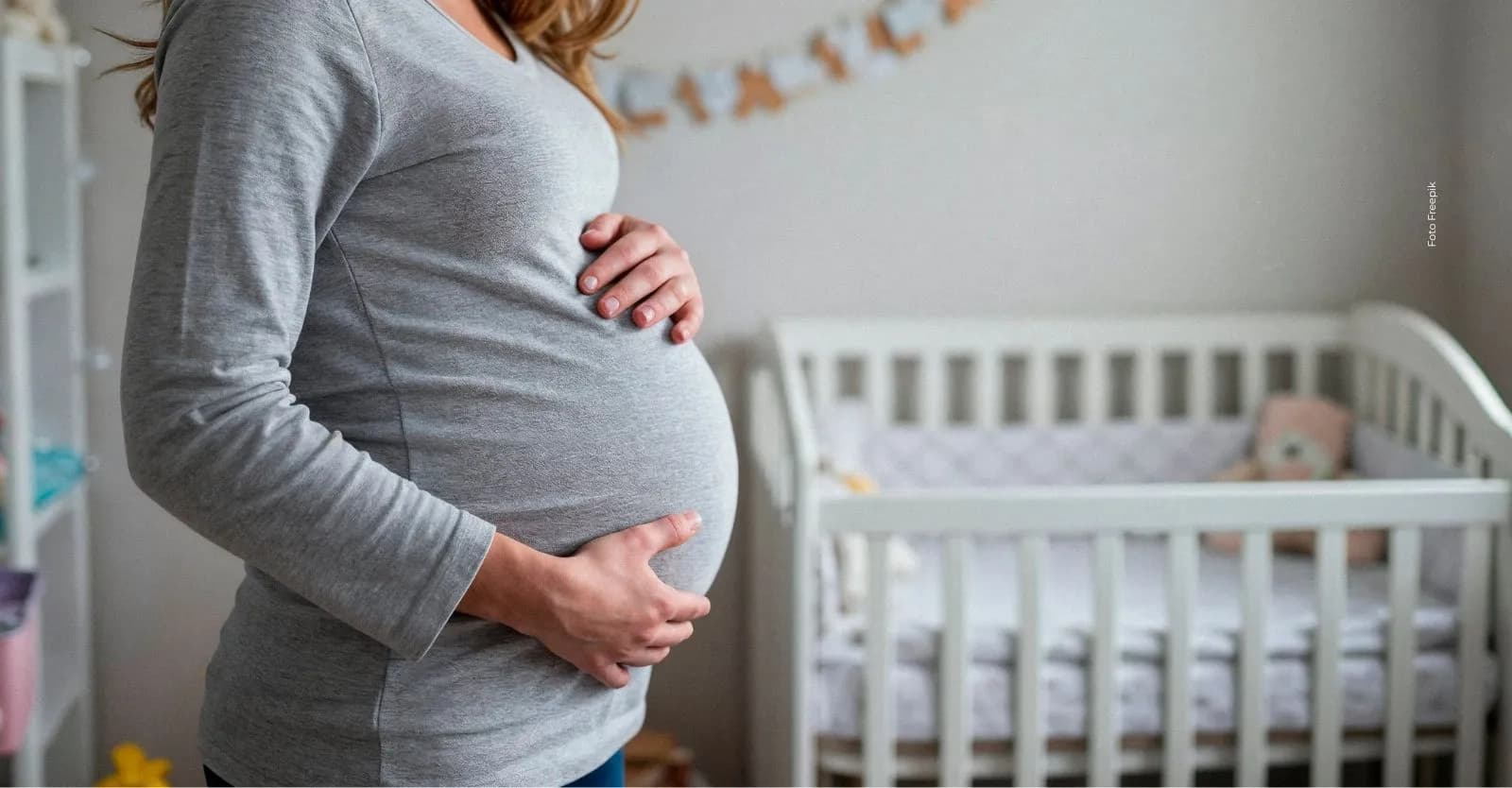 ¿Más tiempo para las madres y sus bebés? Esto es lo que podría cambiar con la licencia de maternidad en Colombia