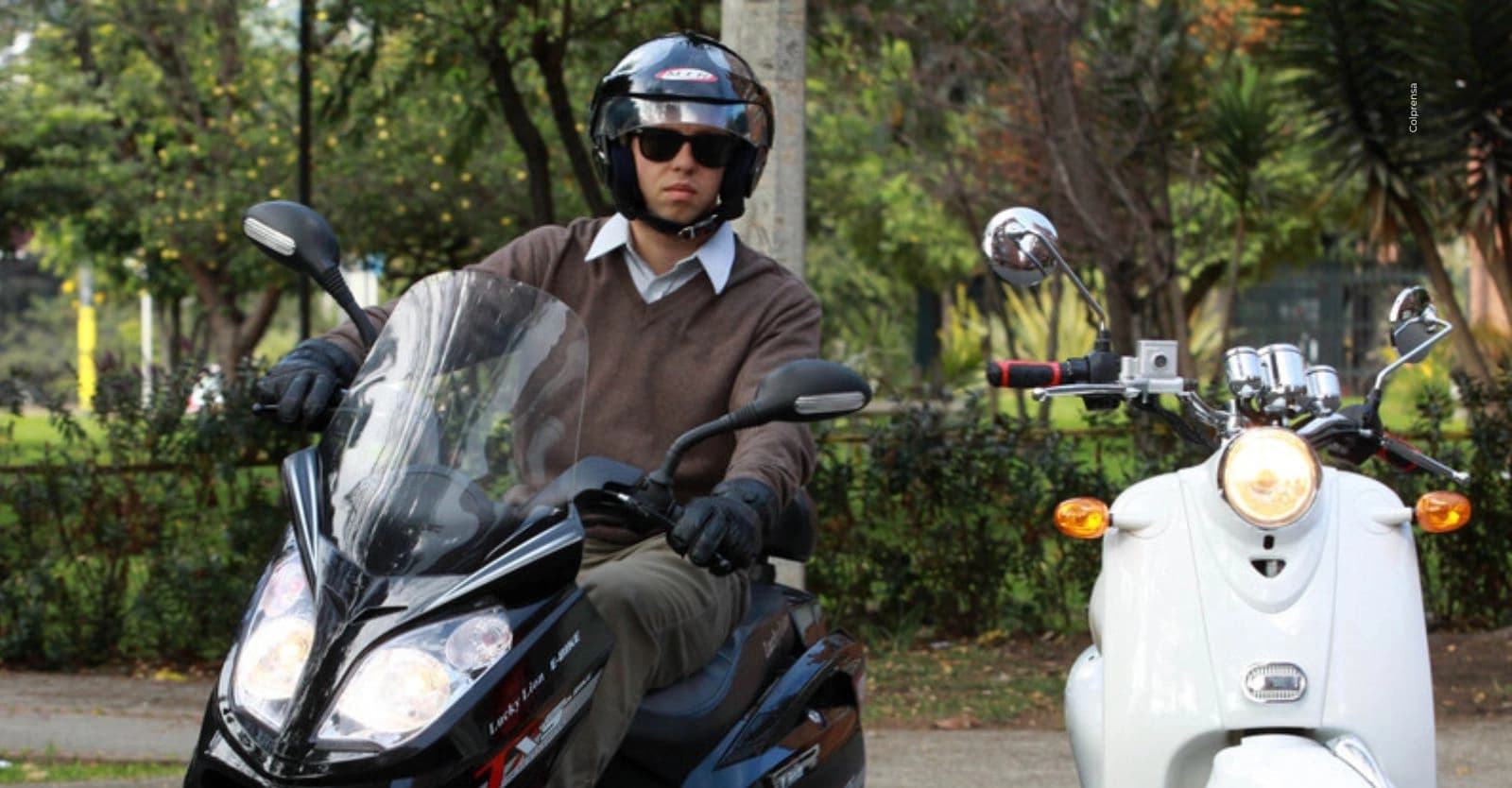 Motos eléctricas en Colombia: cuándo necesitan licencia, SOAT y matrícula.