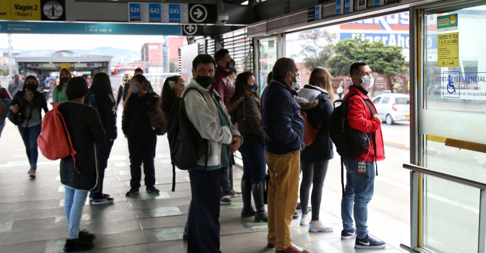 Cierre de vagón en la estación de TransMilenio de Ricaurte: Fechas y alternativas para los usuarios