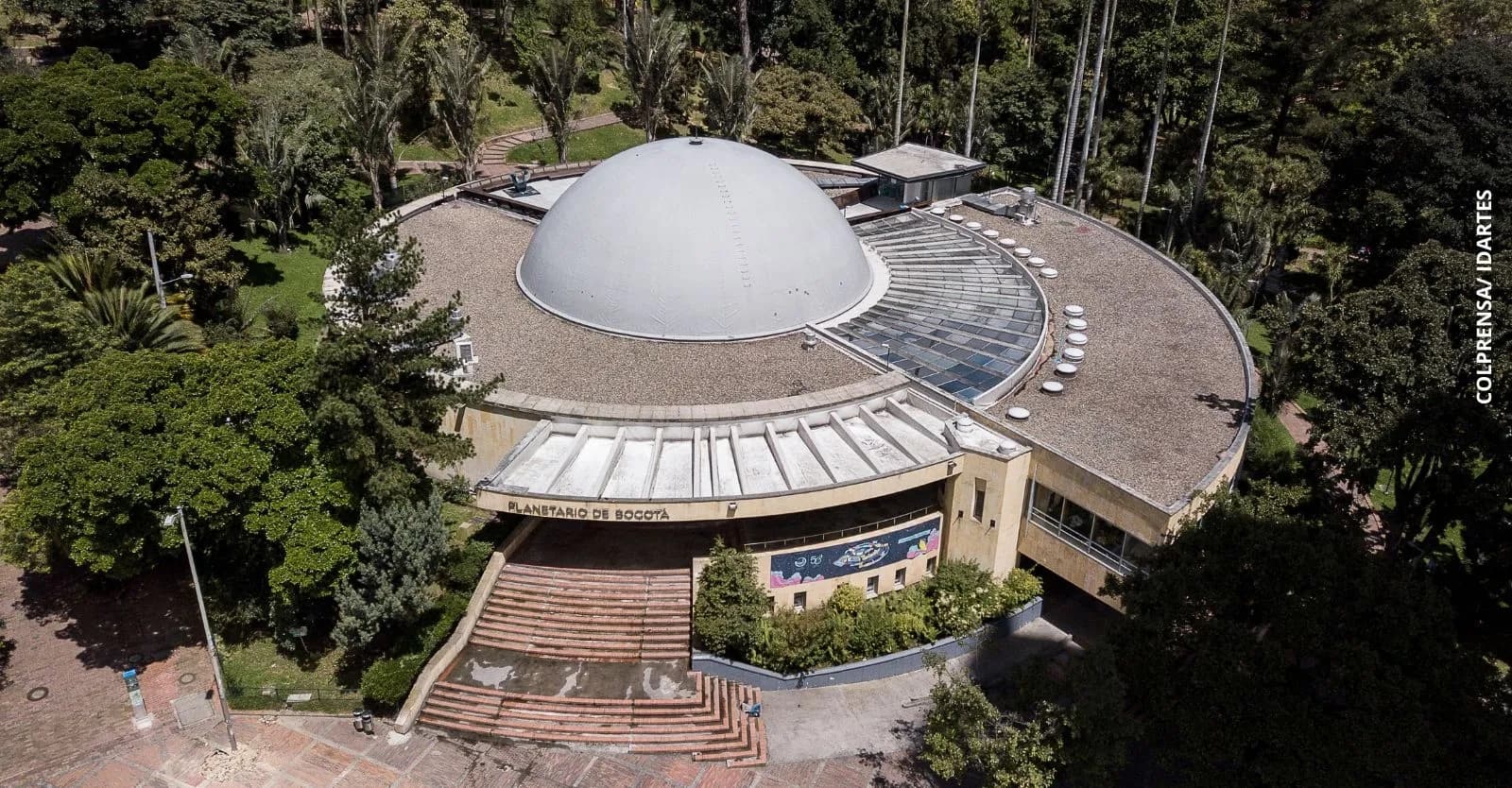 Conoce los planes del Planetario nocturno en Bogotá