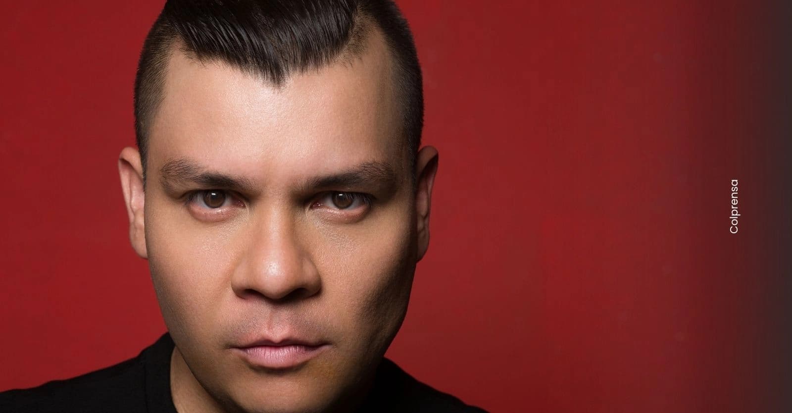 A Alzate le tocó cruzar a pie la frontera de Colombia con Ecuador para dar concierto ¿Qué pasó?