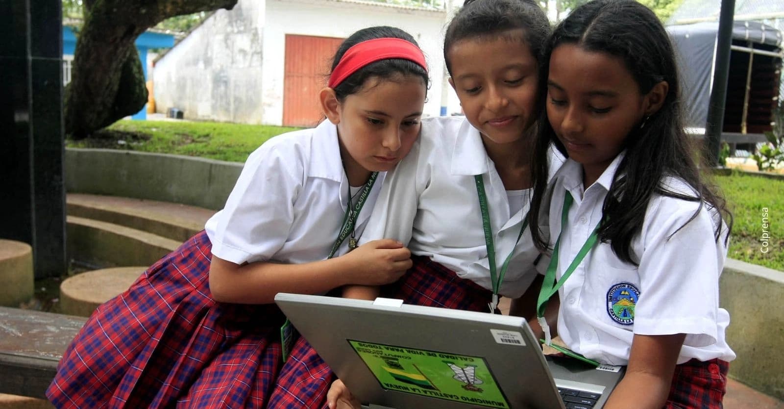 MinTIC entregará computadores portátiles gratis a jóvenes en Colombia: ¿Cómo aplicar?
