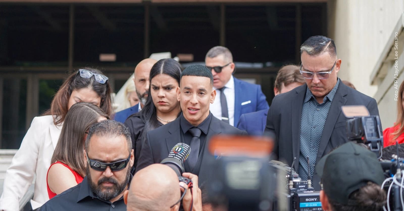 Daddy Yankee pide recuperar correos borrados, en medio de disputa legal con su ex Mireddys González