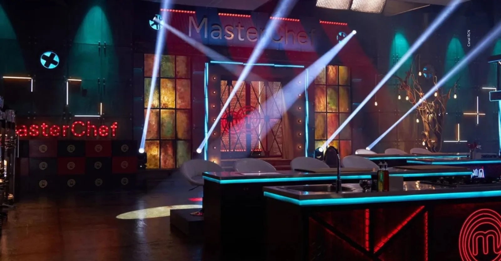 MasterChef Celebrity 2026 ya tiene fecha de estreno: Claudia Bahamón y 24 famosos regresan a la cocina.