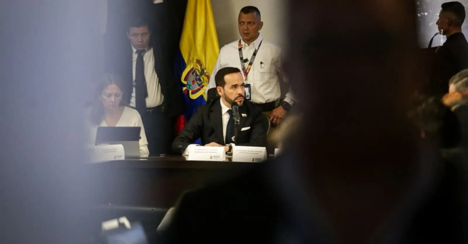 Abelardo de la EspriellaAbelardo de la Espriella anuncia subsidios de arriendo para damnificados por terremoto en Colombia.