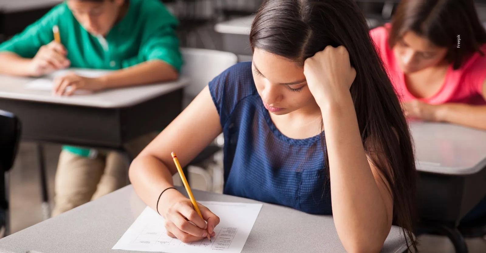 Bogotá abre inscripciones para terminar el bachillerato gratis: así puedes aplicar en 2026.